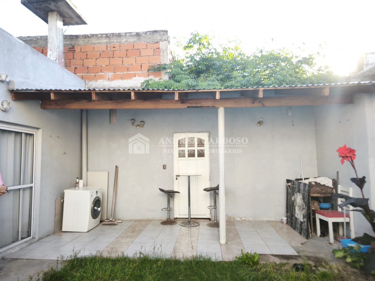 Ph de 2 ambientes con terreno y quincho